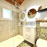 Villa Air-conditioned House With Swimming Pool *