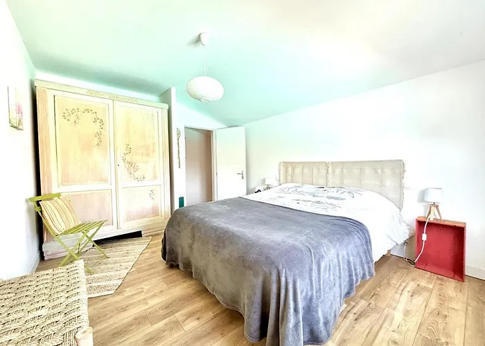 Maison Climatisee Avec Piscine Au Coeur Du Bassin וילה *